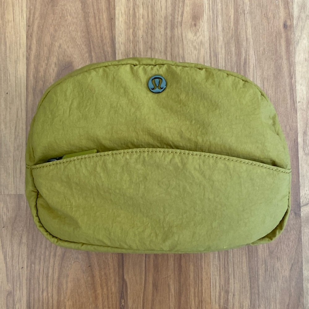 ❤️ Lululemon Go Getter Pouch Brown